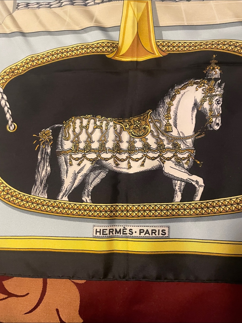 Vintage Hermes silk scarf - Picture 5 of 17
